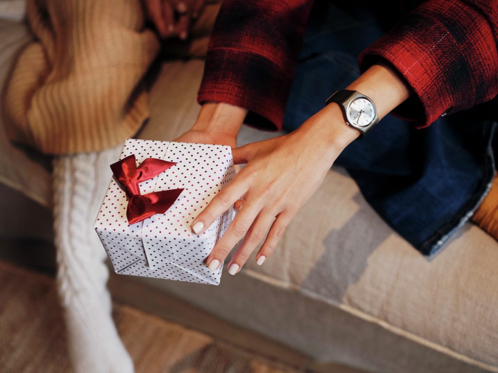 აჩუქო სიყვარულით